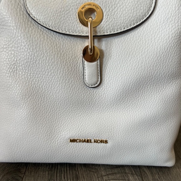 NWT Michael Kors Raven Leather Optic White/Gold Backpack In Original Packaging - Picture 3 of 7